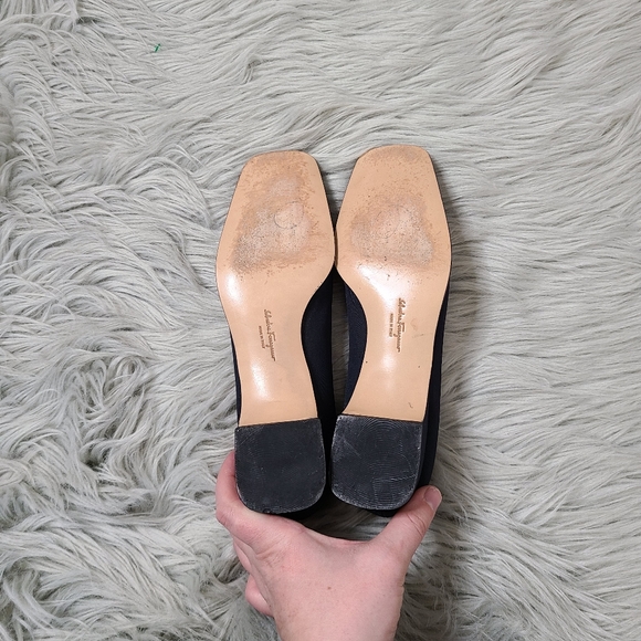 Salvatore Ferragamo 8AA Narrow Square Toe Heels - Picture 6 of 7